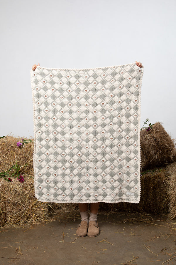 Mushroom Blanket Taupe