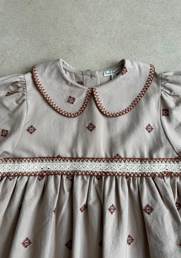 Ruth Dress Folk Floral 8 Years/ Sample