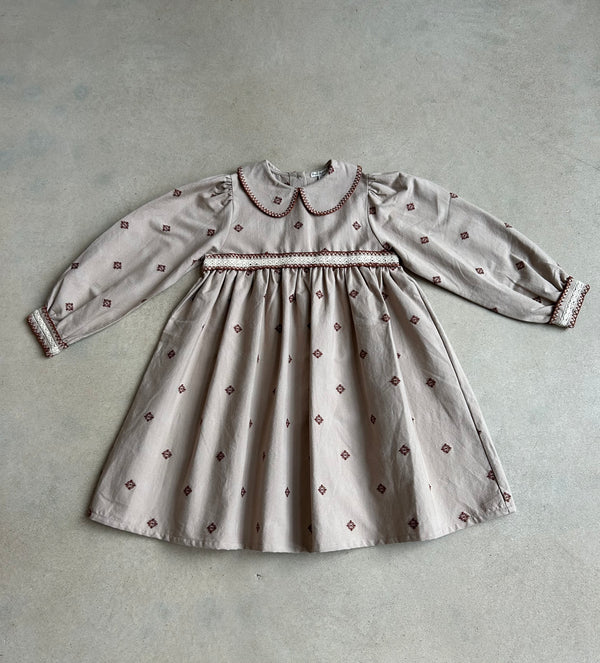 Ruth Dress Folk Floral 8 Years/ Sample